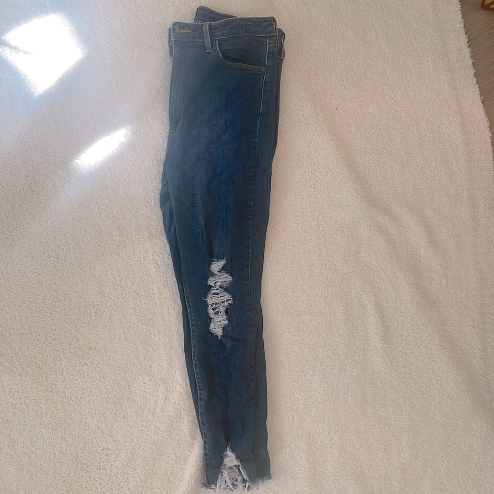 High waisted raw hem denim